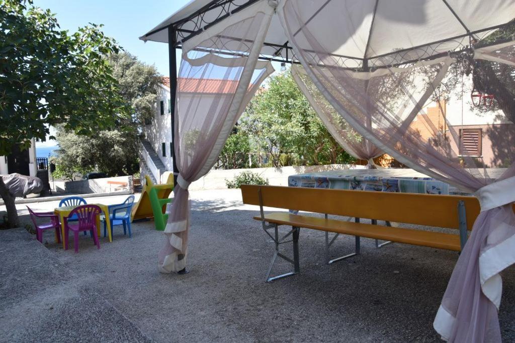 Apartmani Meri Razanj Exterior photo